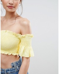 Желтый укороченный топ от Pull&Bear