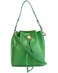 Зеленая кожаная сумка-мешок от Salvatore Ferragamo