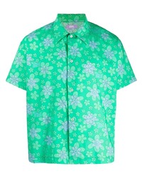 Зеленая рубашка с коротким рукавом с цветочным принтом