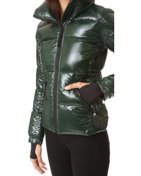 Женская зелено-желтая куртка от SAM.