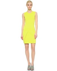 Зелено-желтое платье-футляр от Narciso Rodriguez