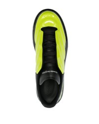 Мужские зелено-желтые кожаные низкие кеды от Alexander McQueen