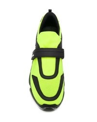 Мужские зелено-желтые кроссовки от Prada