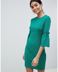 Зеленое облегающее платье от AX Paris