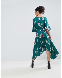 Зеленое платье-миди с цветочным принтом