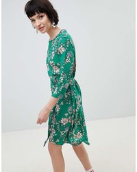 Зеленое платье-миди с цветочным принтом от New Look