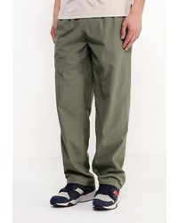 Зеленые брюки чинос от Columbia