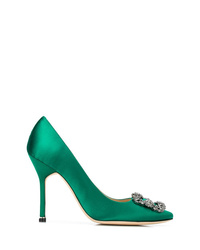 Зеленые сатиновые туфли с украшением от Manolo Blahnik