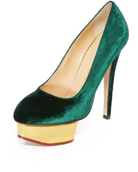 Зеленые туфли от Charlotte Olympia