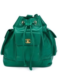 Женский зеленый кожаный рюкзак от Chanel