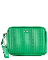 Зеленый кожаный стеганый клатч от DKNY