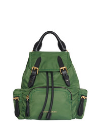 Женский зеленый нейлоновый рюкзак от Burberry