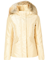 Женская золотая куртка от Fendi