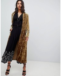 Женское золотое бархатное пальто от Sabina Musayev