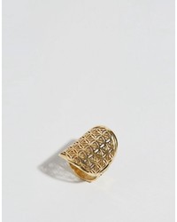 Золотое кольцо с цветочным принтом