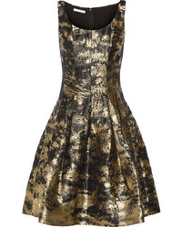 Золотое платье от Oscar de la Renta