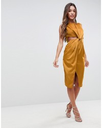 Золотое сатиновое платье-футляр от ASOS DESIGN