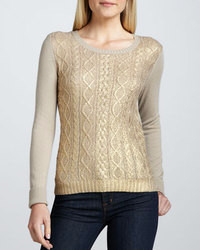 Золотой вязаный свитер