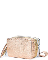 Золотой клатч от Anya Hindmarch