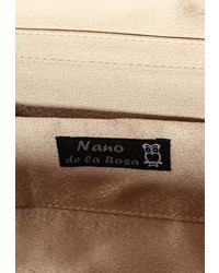 Золотой кожаный клатч от Nano de la Rosa