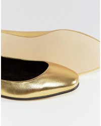 Золотые балетки от Asos