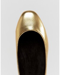 Золотые балетки от Asos