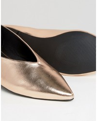 Золотые балетки от Asos