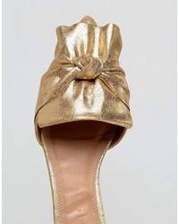 Золотые балетки от Asos