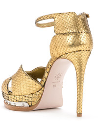 Женские золотые босоножки от Alexander McQueen