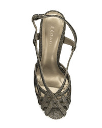 Золотые кожаные босоножки на каблуке от Serpui