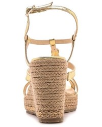 Золотые кожаные босоножки на танкетке от LK Bennett