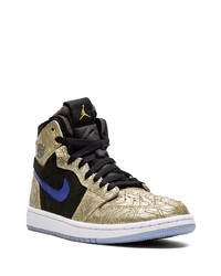 Мужские золотые кожаные высокие кеды от Jordan