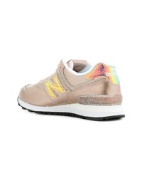 Женские золотые кожаные низкие кеды от New Balance