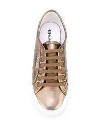 Женские золотые кожаные низкие кеды от Superga