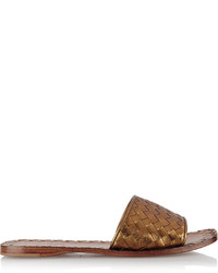 Золотые кожаные сандалии на плоской подошве от Bottega Veneta