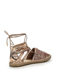 Золотые кожаные сандалии на плоской подошве от Ella