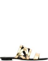 Золотые кожаные сандалии на плоской подошве