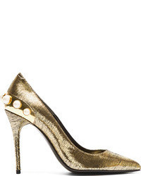 Золотые кожаные туфли от Alexander McQueen