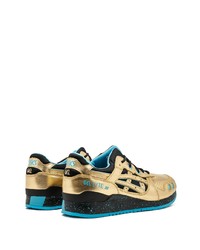 Мужские золотые кроссовки от Asics