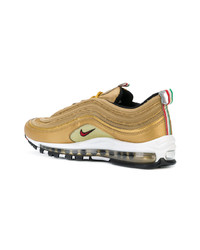 Мужские золотые низкие кеды от Nike