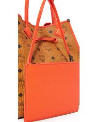 Коричневая сумка-мешок от MCM