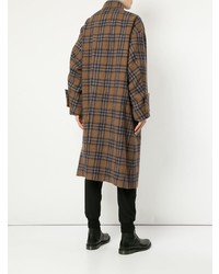 Коричневое длинное пальто в шотландскую клетку от Wooyoungmi