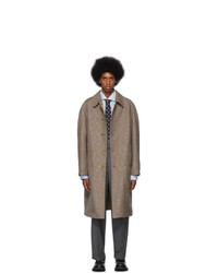 Коричневое длинное пальто с узором "гусиные лапки" от Gucci