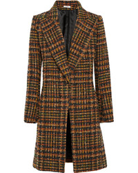Женское коричневое пальто в шотландскую клетку