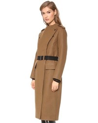Женское коричневое пальто от Dagmar