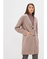 Женское коричневое пальто от Clabin