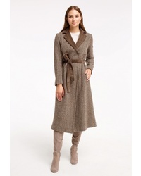 Женское коричневое пальто от Pattern