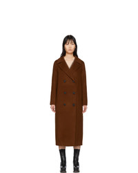 Женское коричневое пальто от The Loom