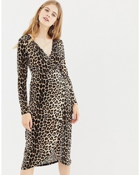 Коричневое платье-миди с леопардовым принтом от QED London