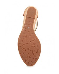 Коричневые босоножки на танкетке от Just Couture